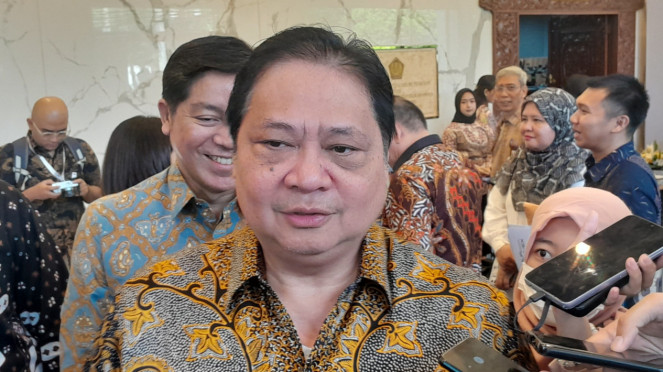 Menteri Koordinator Bidang Perekonomian, Airlangga Hartarto, dalam konferensi pers peluncuran ALFI Convex 2025, di Kantor Kemenko Bidang Perekonomian, Jakarta, Rabu, 2 Juli 2025