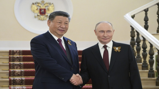 Presiden China Xi Jinping dan Presiden Rusia Vladimir Putin 