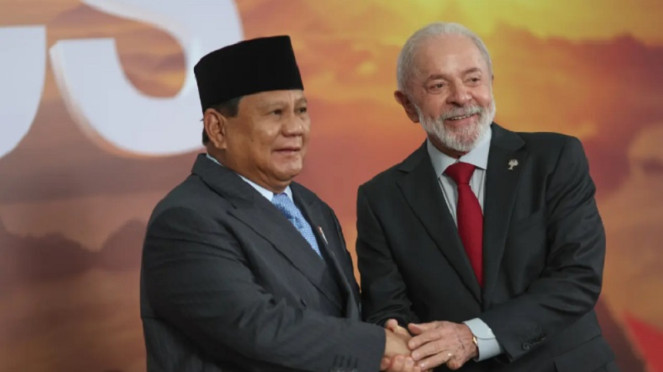 Presiden Prabowo disambut Presiden Brasil Lula da Silva di KTT BRICS 2025