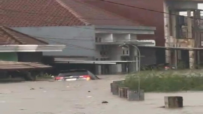 Banjir di Kota Mataram, NTB, Minggu, 6/7