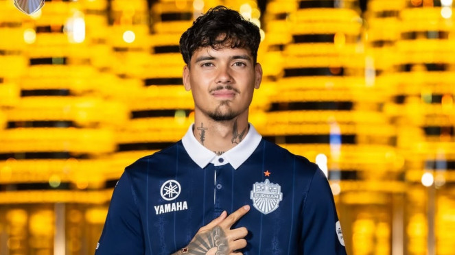 Shayne Pattynama resmi gabung Buriram United, Locker room Stadion Haji Agus Salim, Shayne Pattynama resmi gabung Buriram United, Pemain Dewa United, Pemain Sassuolo Jay Idzes, Mees Hilgers