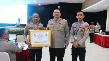 Kapolres Pelabuhan Tanjung Priok AKBP Martuasah Tobing raih penghargaan