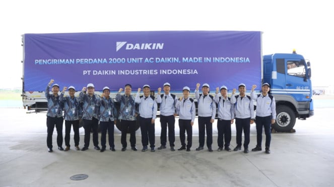 Pengiriman perdana 2.000 unit AC Daikin