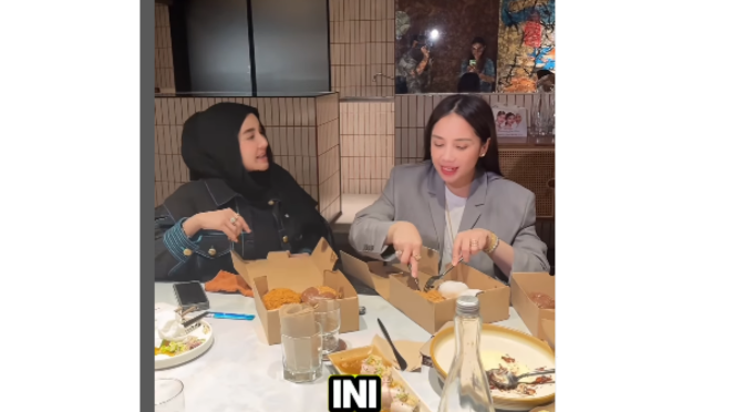 Nagita Slavina Review Donat Pinkan Mambo