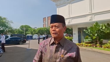 Wakil Ketua MPR RI Hidayat Nur Wahid (HNW) di Kompleks Istana Kepresidenan