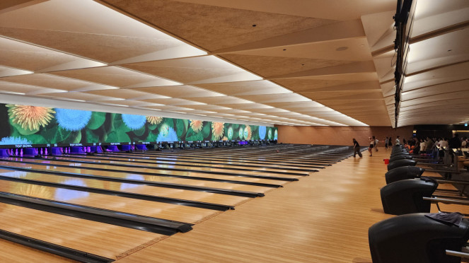 Top Bowl Tenpin Bowling di Kai Tak Mall Hong Kong, Top Bowl Tenpin Bowling di Kai Tak Mall Hong Kong, Hadirkan Ratusan Tenant, Destinasi Sportainment, Joypolis Sports, Bisa Dinikmati Semua Kalangan, Abadikan Momen Berkesan