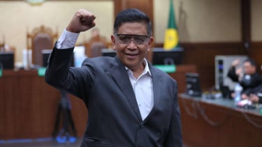 Sekjen PDIP, Hasto Kristiyanto, Jadi Tersangka di Penghujung 2024, Seret Nama Harun Masiku dan Dugaan Intervensi KPU, Upaya Menghalangi Penyidikan KPK, Ditahan dan Diadili, Dituntut 7 Tahun, Divonis 3,5 Tahun, Dapat Amnesti dari Presiden Prabowo