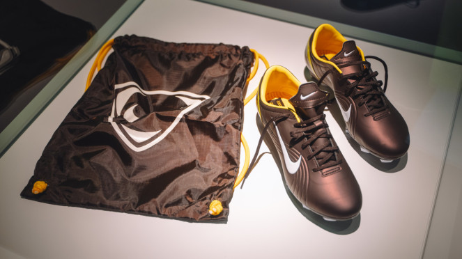 Sepatu pertama Cristiano Ronaldo saat di Sporting CP