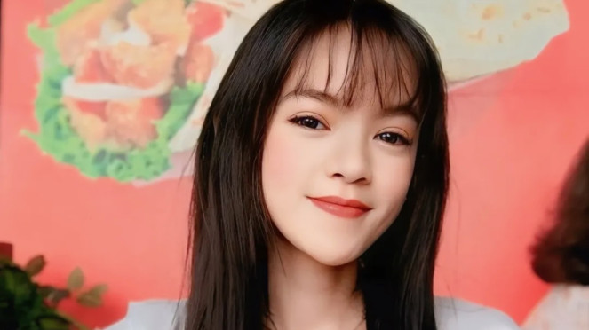 Riri Febriana., Erika Carlina, Riri Febriana., Ivan Gunawan Menangis Minta Maaf ke Soimah, Istri Pratama Arhan, Azizah Salsha