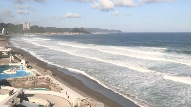 Pesisir pantai Kamogawa, Prefektur Chiba, usai tsunami di Hokkaido
