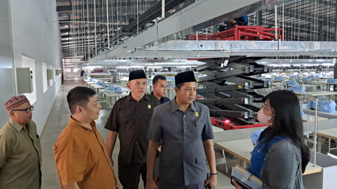 Komisi IV DPRD Sragen saat melakukan sidak di PT Donglong Textile Semarang