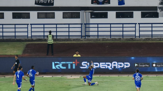Pemain Persib Bandung, Wiliam Marcilio rayakan gol