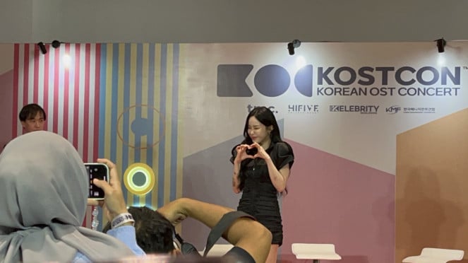 Penyanyi Heize, Penyanyi Heize, Penyanyi Soyou, Penyanyi K.Will, Chen EXO dalam Press conference KOSTCON 2025