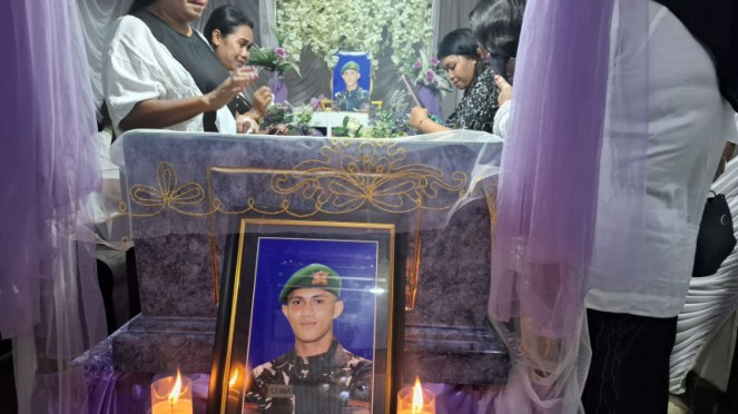 Persiapan pemakaman Prada Lucky Chepril Saputra Namo