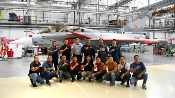 Penampakan jet tempur Dassault Rafale milik Indonesia , VIVA Militer: Jet tempur siluman F-35 Lightning II militer Amerika Serikat, VIVA Militer: Pesawat Siluman F-22 Raptor., Saab Jas 39 Gripen, Penampakan jet tempur Dassault Rafale milik Indonesia , VIVA Militer: Jet tempur Eurofighter Typhoon, Sukhoi Su-57 Felon