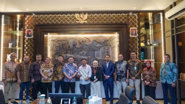 KAI menyerahkan rekomendasi perpanjangan Hak Pengelolaan Lahan di Mangga Dua