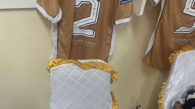Locker room Stadion Haji Agus Salim, Locker room Stadion Haji Agus Salim, Shayne Pattynama resmi gabung Buriram United, Pemain Dewa United, Pemain Sassuolo Jay Idzes, Mees Hilgers