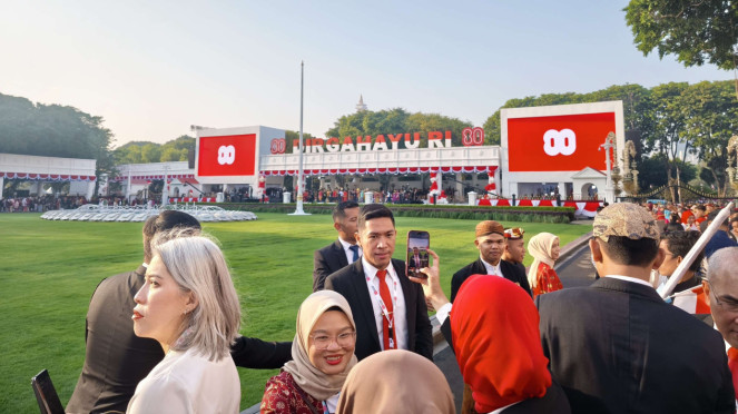 Warga mulai padati lingkungan Istana Merdeka
