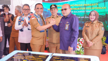Peresmian infrastruktur kelistrikan di Desa Bahomohoni, Kabupaten Morowali, Sela