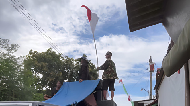 Detik-detik-Peserta Karnaval di Brebes Tewas Jatuh dari Atas Sound Horeg