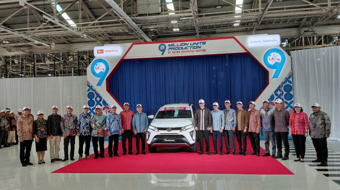 Seremoni 9 juta unit produksi PT ADM