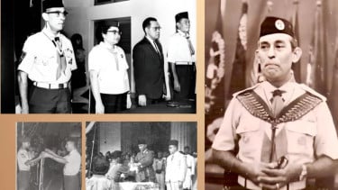 Husein Mutahar menggunakan pakaian pramuka