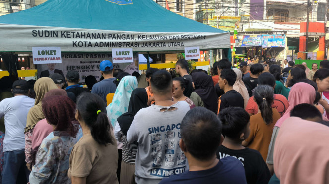 Operasi Pasar Murah di Pasar Jaya Pademangan, Jakarta Utara 