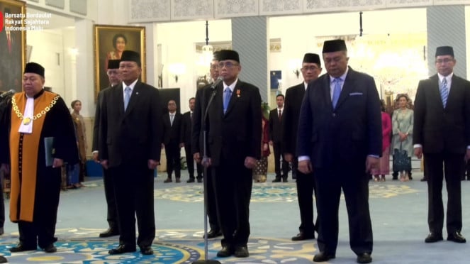Momen Pelantikan Wakil Ketua MA hingga para Dubes RI untuk Negara Sahabat