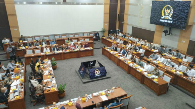 Ketua Komisi VIII DPR RI Marwan Dasopang dalam rapat RUU Haji dan Umrah