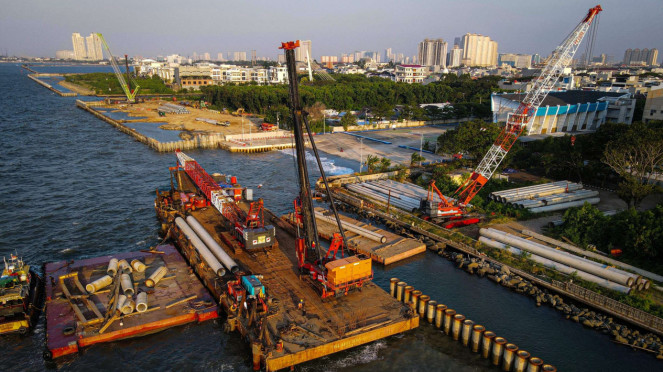 Proyek tanggul laut.
