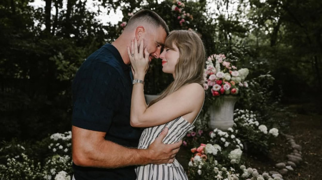 Taylor Swift dan Travis Kelce Tunangan