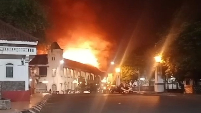 Kebakaran di Kota Lama Semarang, Rabu (27/8/25) dinihari