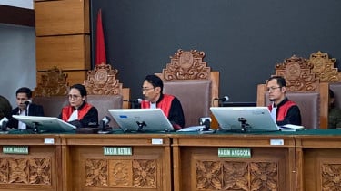 Foto sidang PK Silfester Matutina dinyatakan gugur