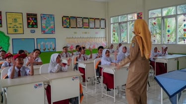 BRI salurkan bantuan beasiswa bagi pelajar