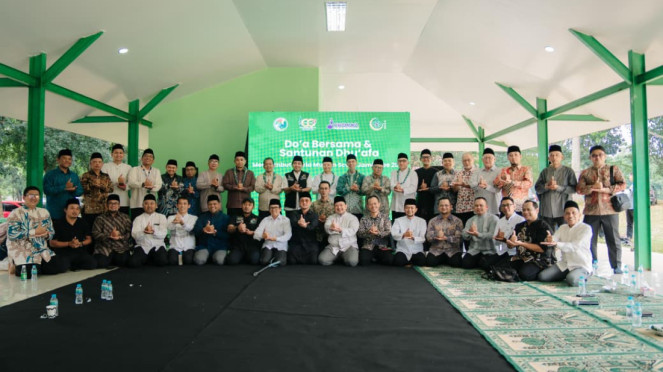 Hidayat Nur Wahid gelar doa bersam