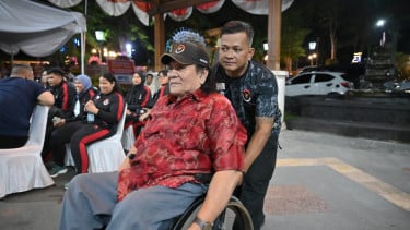 Malam tasyakuran penghargaan Senny Marbun