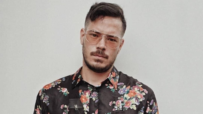 Zack Lee., Angelina Sondakh, Zack Lee., Ruang kerja Emil Dardak hangus terbakar., Raffi Ahmad