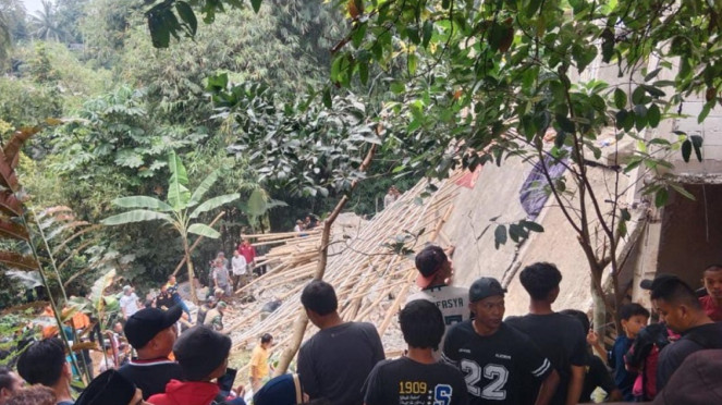 Majelis Taklim di Bogor ambruk saat peringatan Maulid Nabi Muhammad SAW