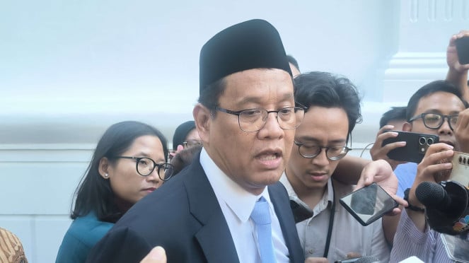 Menteri Keuangan (Menkeu) Purbaya Yudhi Sadewa di Kompleks Istana Kepresidenan 