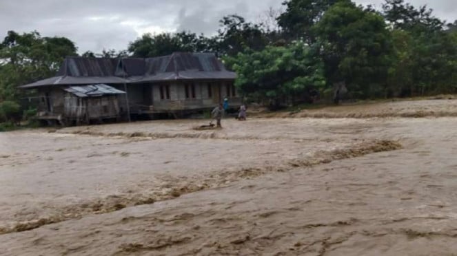 Banjir bandang di Kabupaten Nagekeo, Nusa Tenggara Timur (NTT)