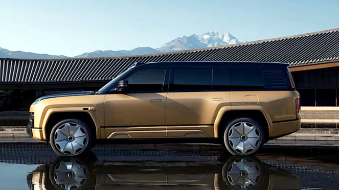 BYD Yangwang U8L
