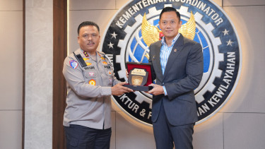 Kakorlantas Polri Irjen Agus Suryonugroho dan Menko AHY