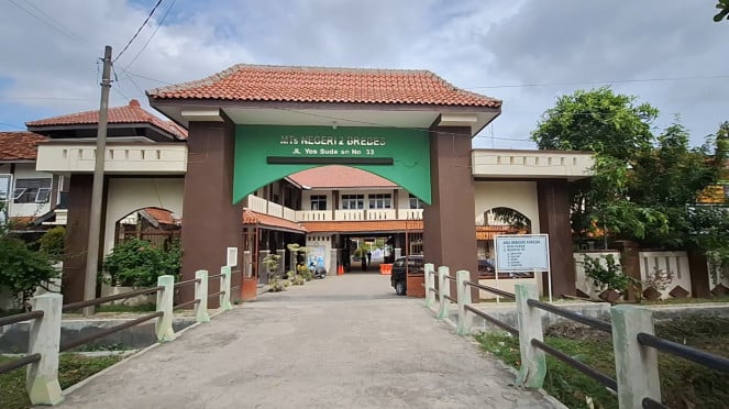 Madrasah Tsanawiyah (MTs) Negeri 2 Brebes, Jawa Tengah 