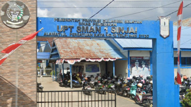 Gerbang SMAN 1 Sinjai