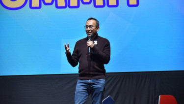 VP Corporate Communications and Social Responsibility Telkomsel, Abdullah Fahmi.