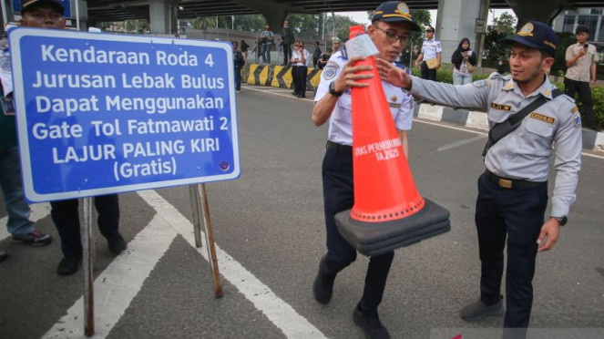 Rekayasa lalu lintas di Gerbang Tol (GT) Fatmawati 2