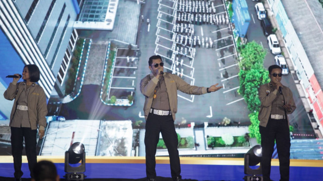 L-Bhara Band, grup musik yang berasal dari anggota polantas
