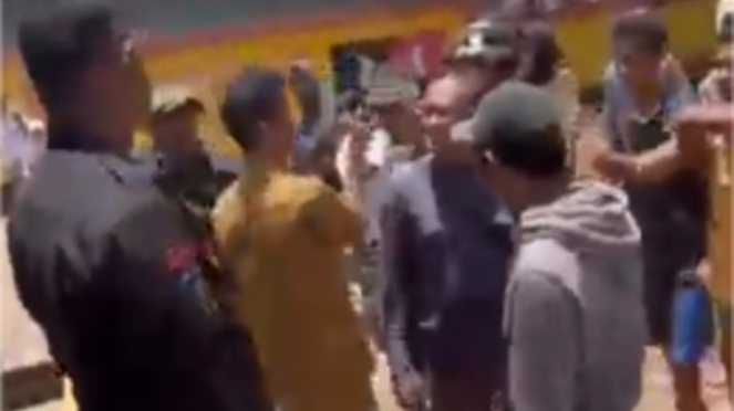 Warga geruduk Markas Brimob Kelapa Dua, Bula, Seram Bagian Timur, Maluku