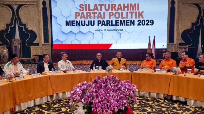 Silaturahmi partai politik non-parlemen di kediaman Oso