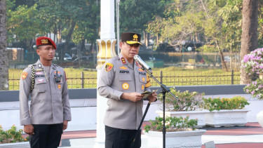 Kapolda Metro Jaya (tengah) Irjen Pol Asep Edi Suheri